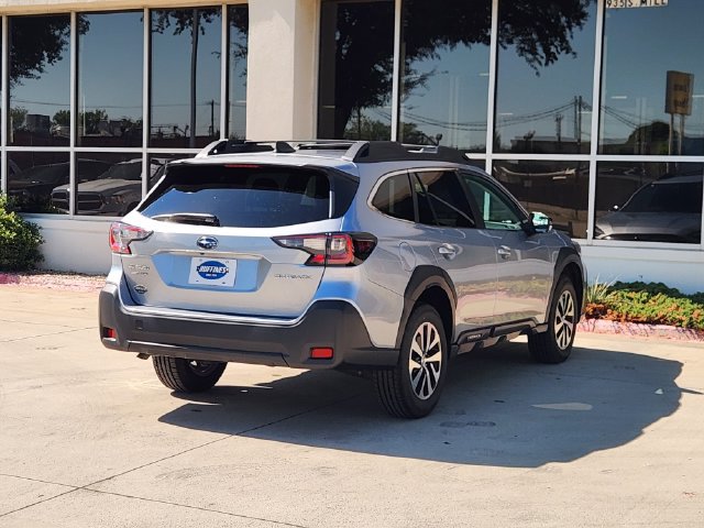 Used 2023 Subaru Outback Premium AWD/4WD image 7