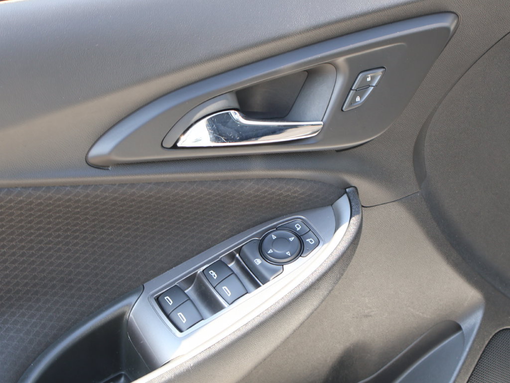 Used 2024 Chevrolet Malibu LT FWD image 21