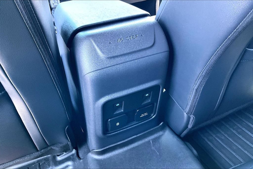 Used 2023 Ford Bronco Wildtrak AWD/4WD image 34