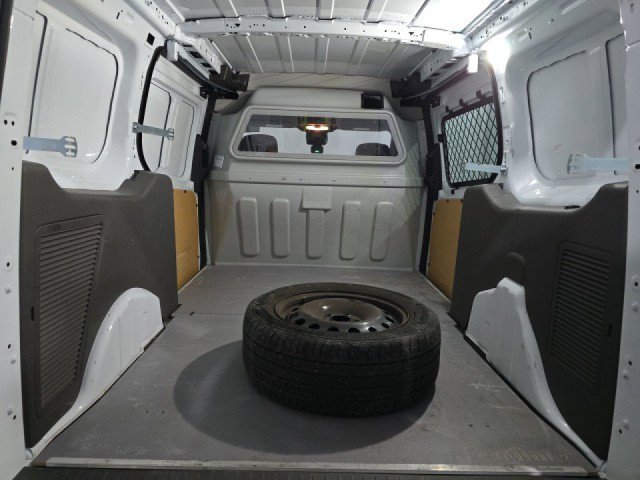 Used 2022 Ford Transit Connect XL image 12