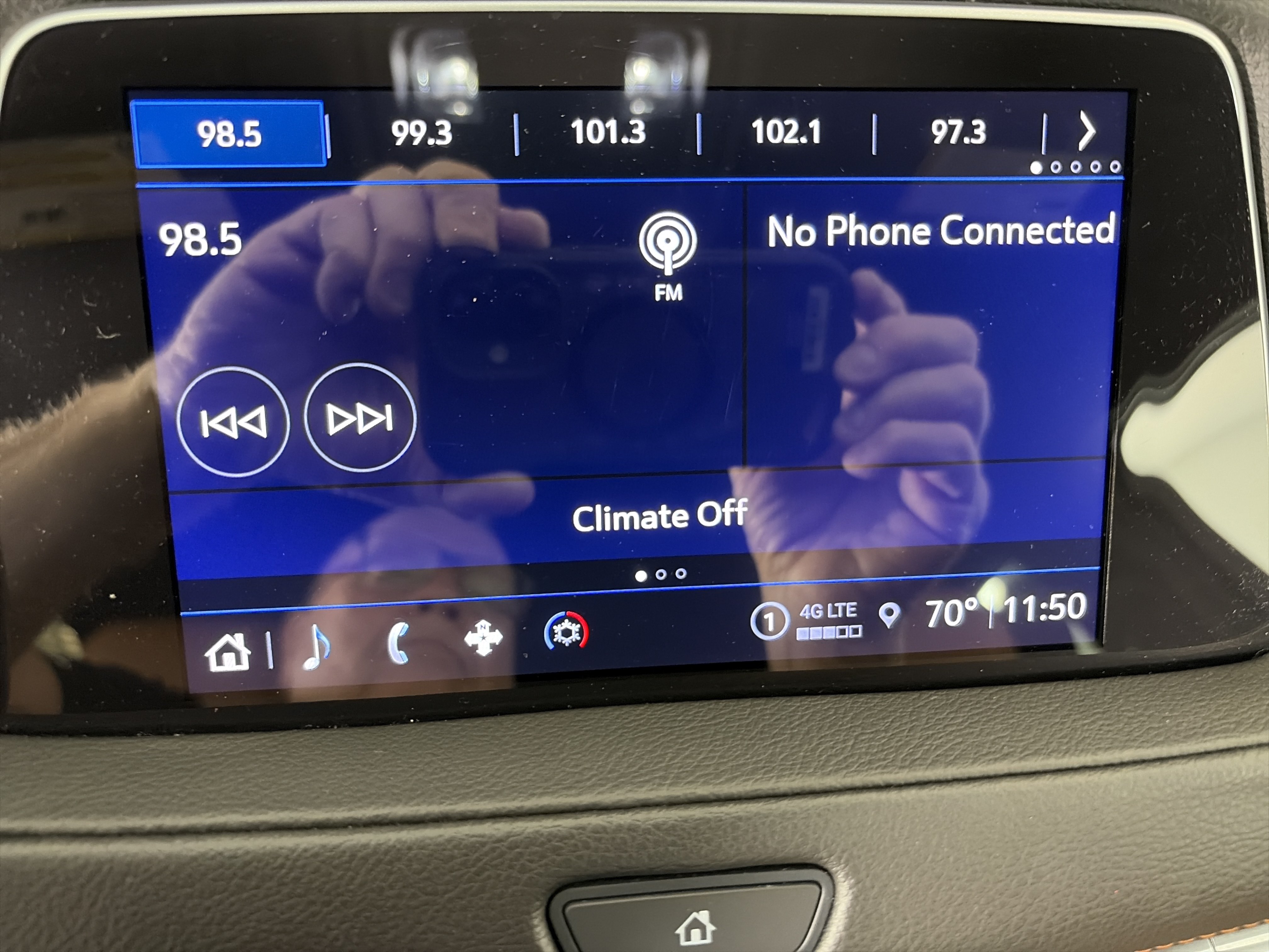 Certified 2023 Cadillac XT4 Sport AWD/4WD image 22