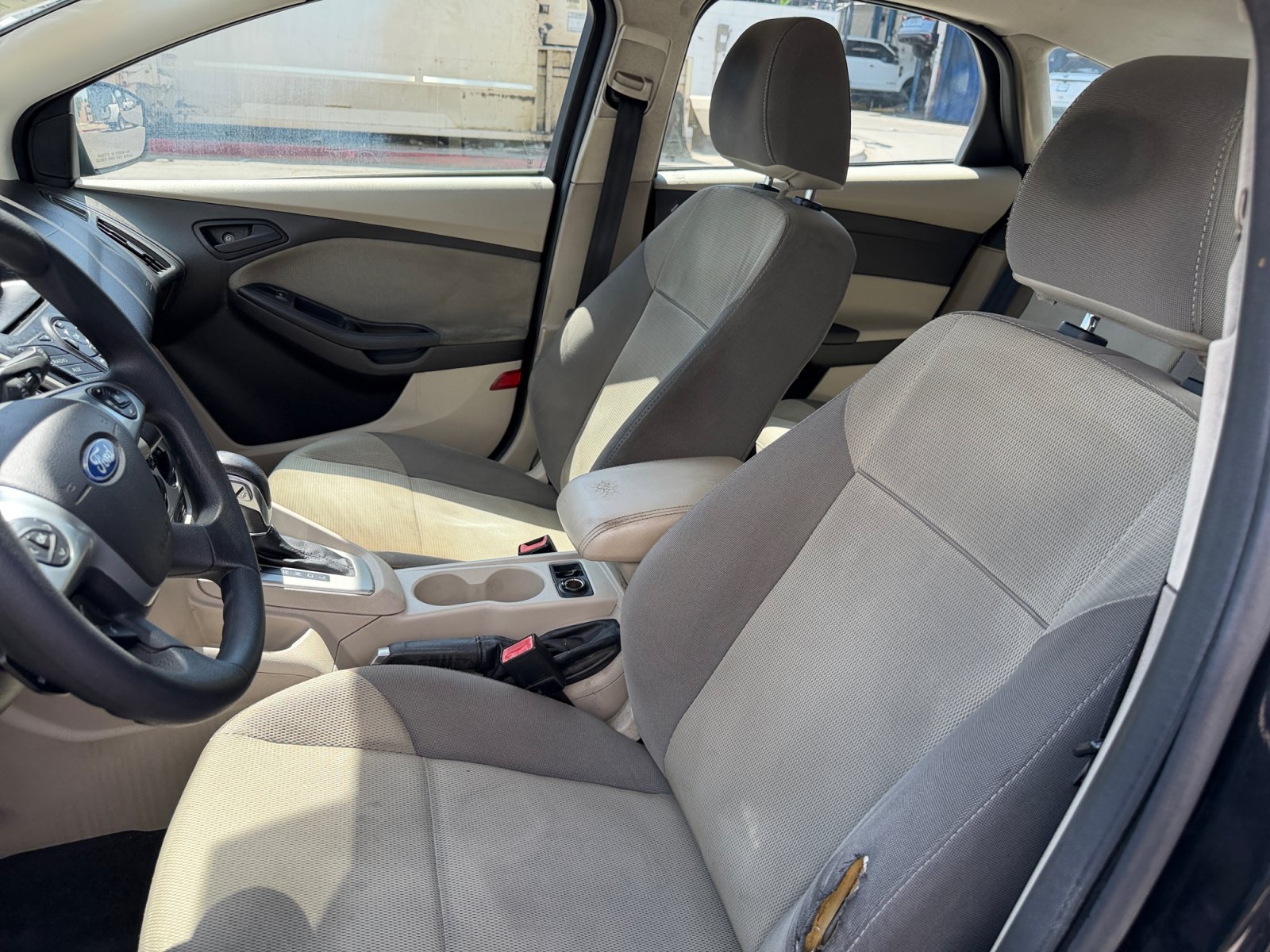 Used 2012 Ford Focus SE FWD image 15