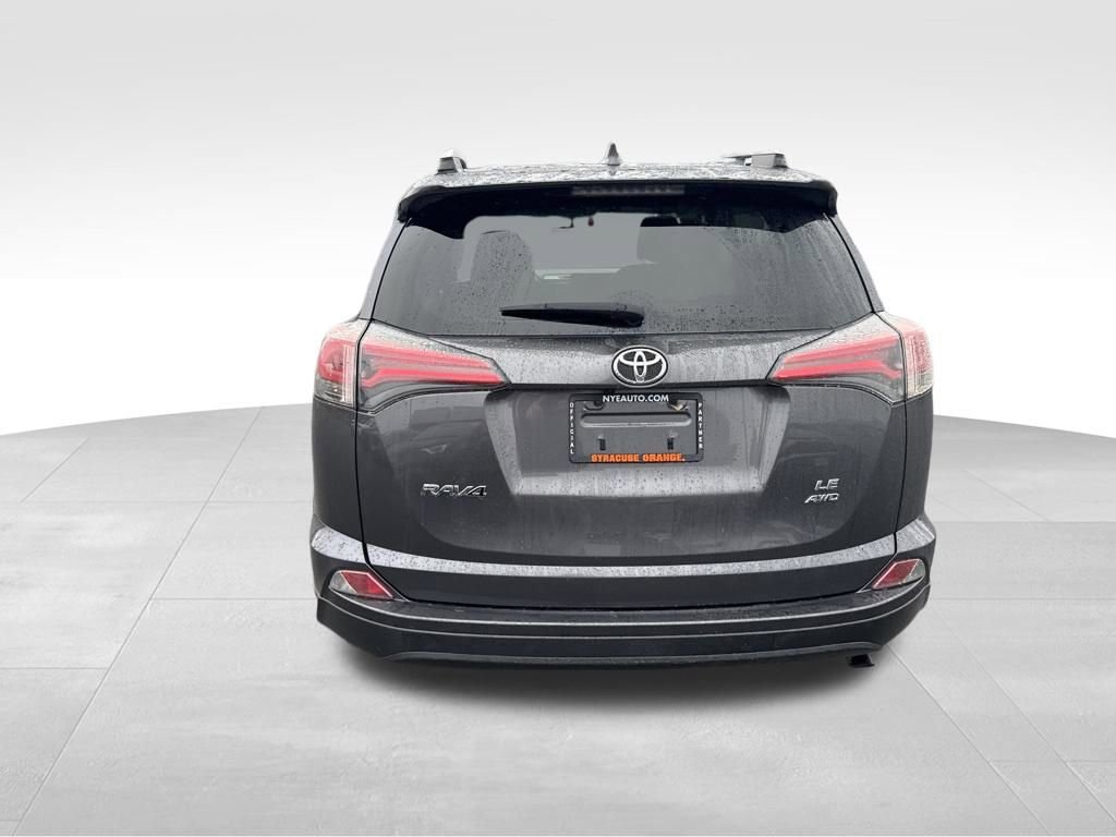 Used 2016 Toyota RAV4 LE image 4