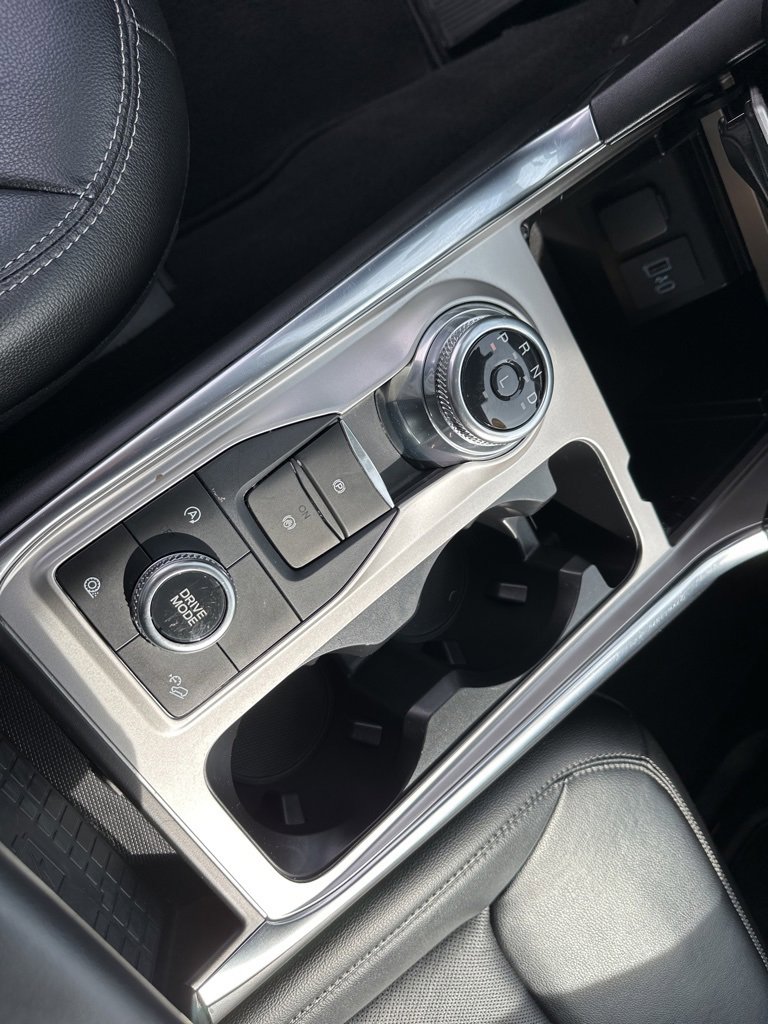 Used 2024 Ford Explorer Limited image 36