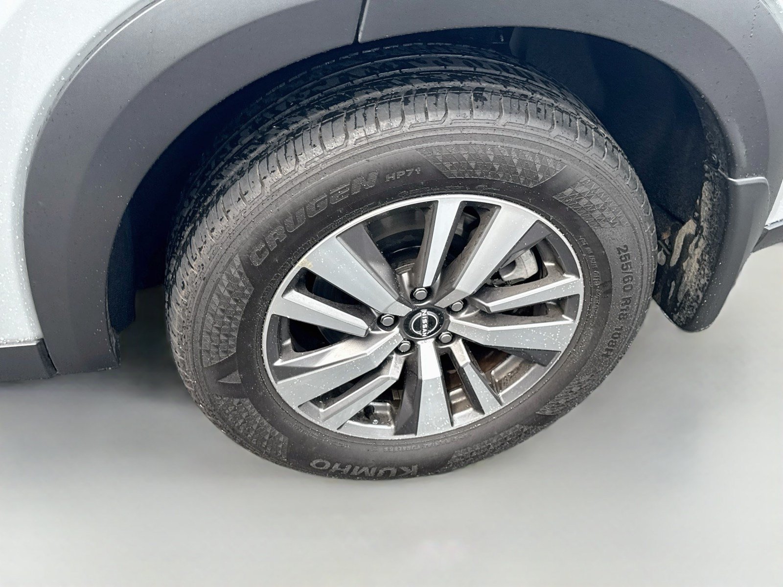 Used 2025 Nissan Pathfinder SL FWD image 30