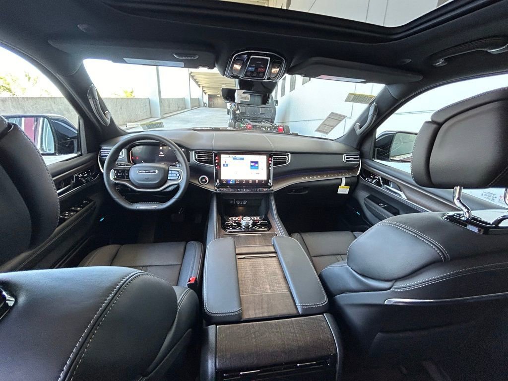 Used 2024 Jeep Grand Wagoneer Series I image 41