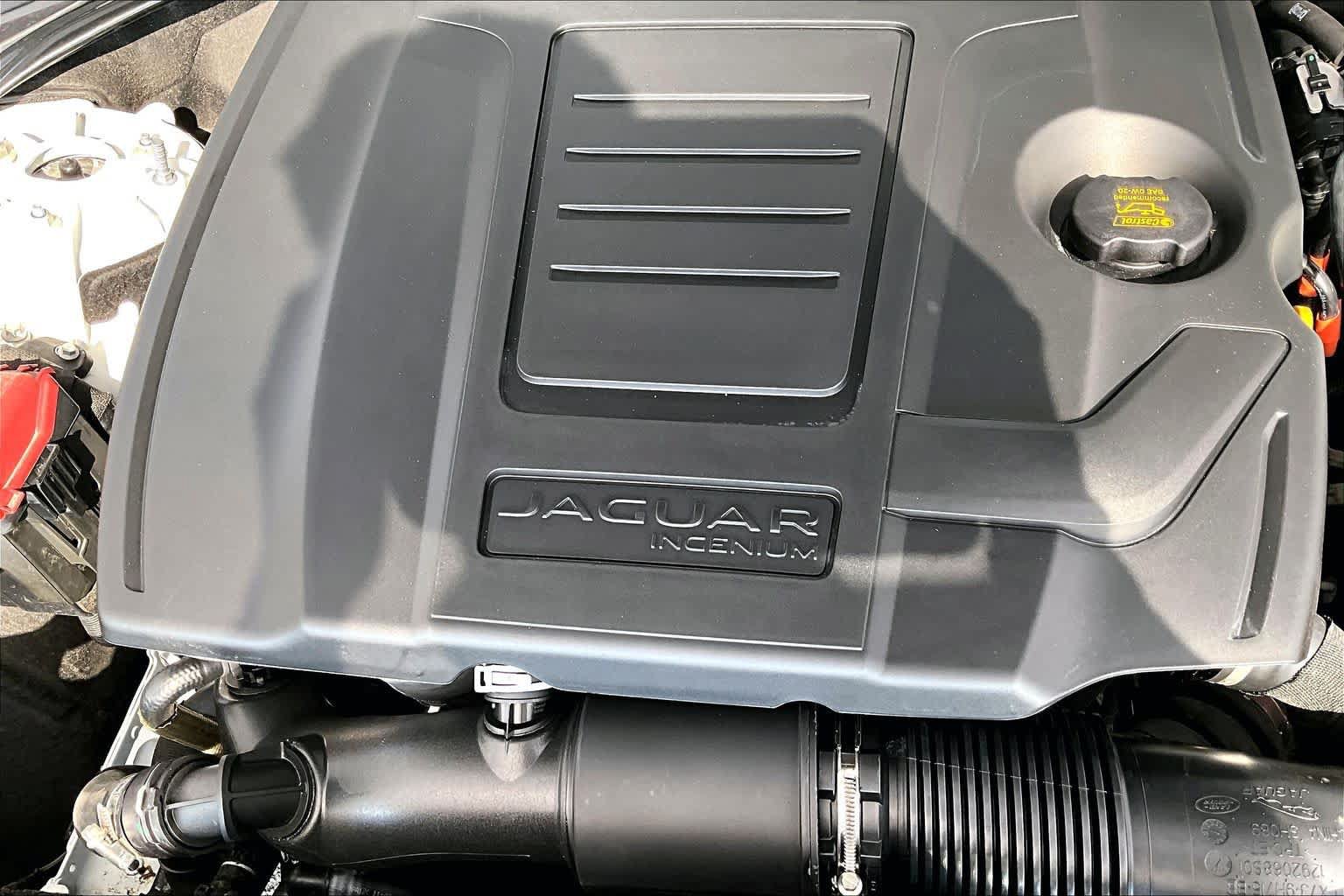 Used 2023 Jaguar F-PACE S AWD/4WD image 31