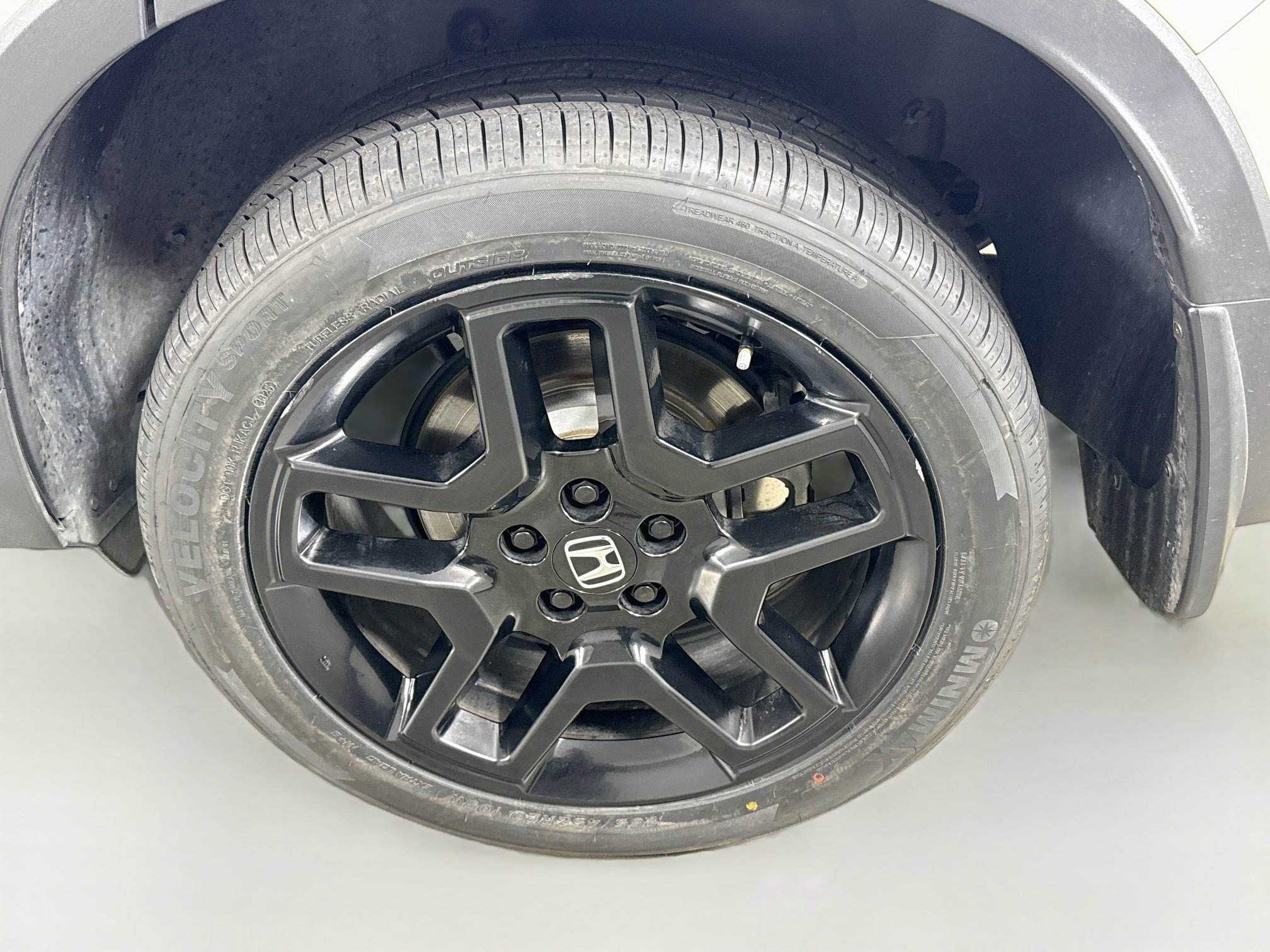 Used 2025 Honda Passport Black Edition image 29