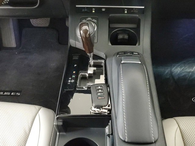 Used 2013 Lexus ES 350 image 20