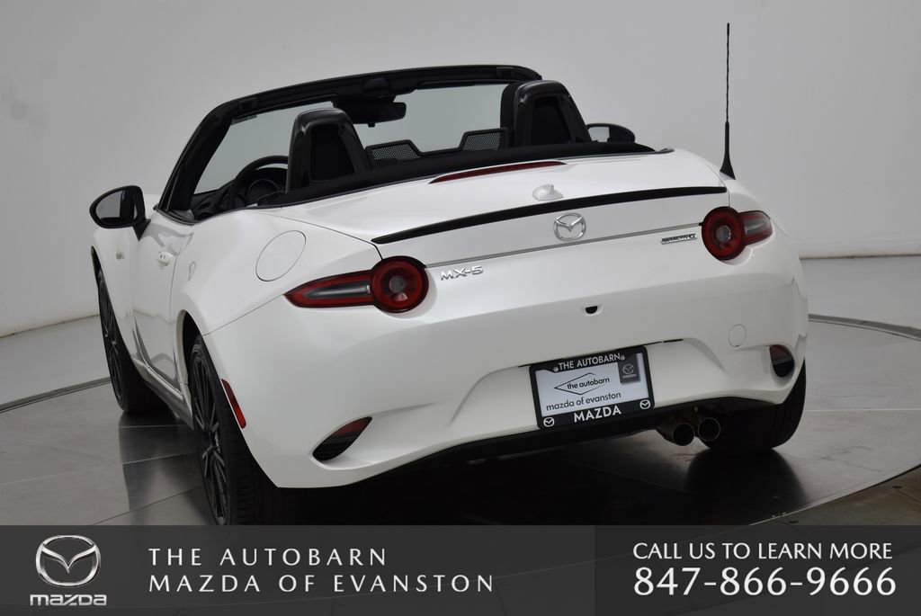 Certified 2025 MAZDA MX-5 Miata Club image 19