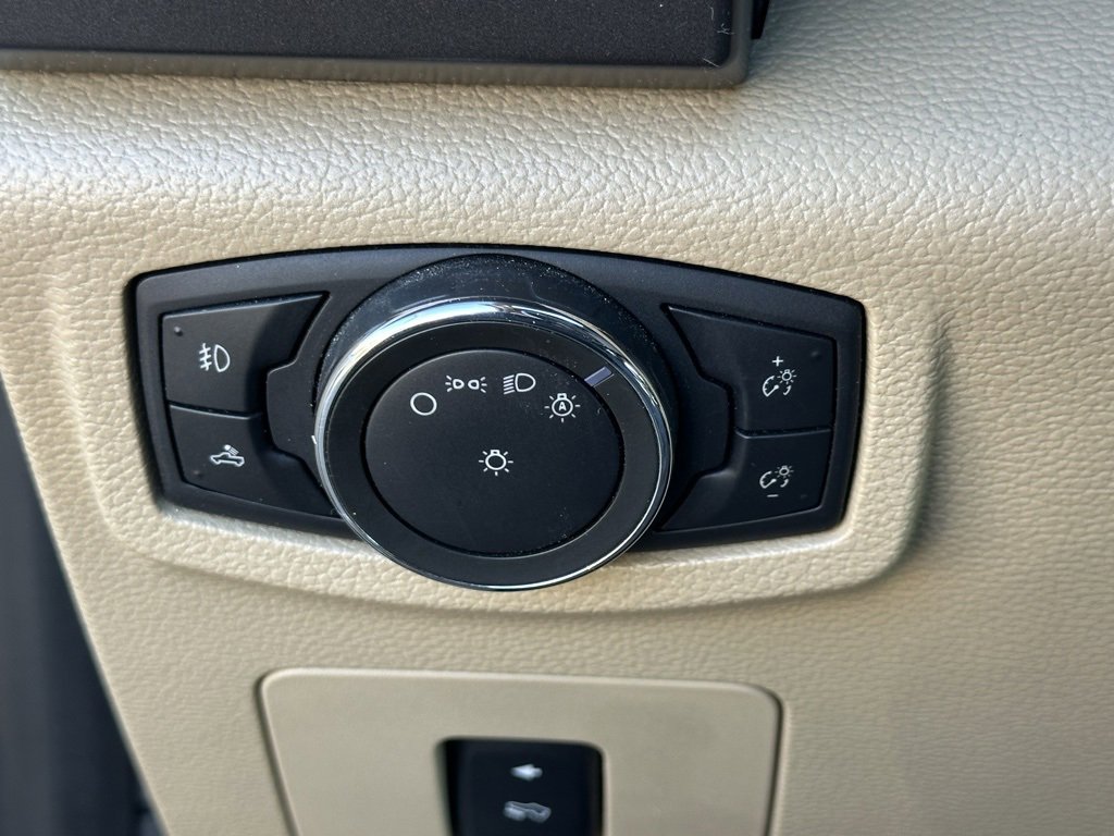 Used 2015 Ford F150 XLT w/ Equipment Group 301A Mid image 34