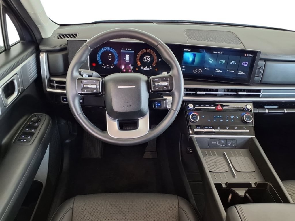 Used 2026 Hyundai Santa Fe SEL FWD image 16