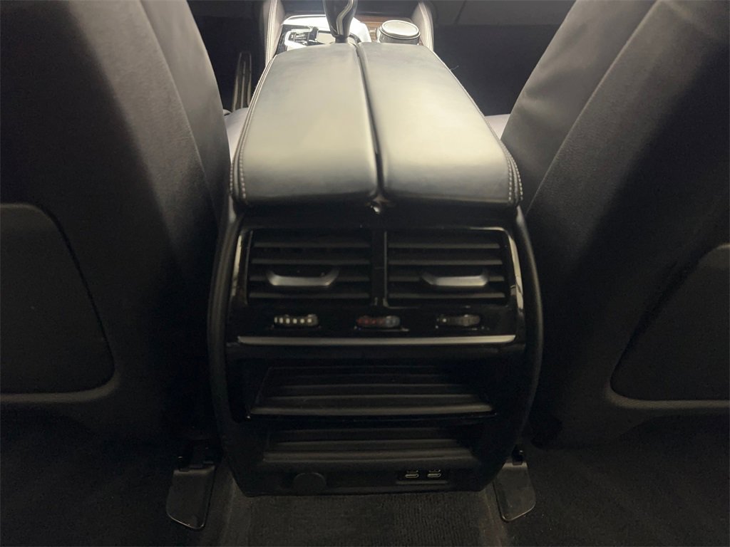 Used 2020 BMW M550i xDrive w/ Executive Package image 73