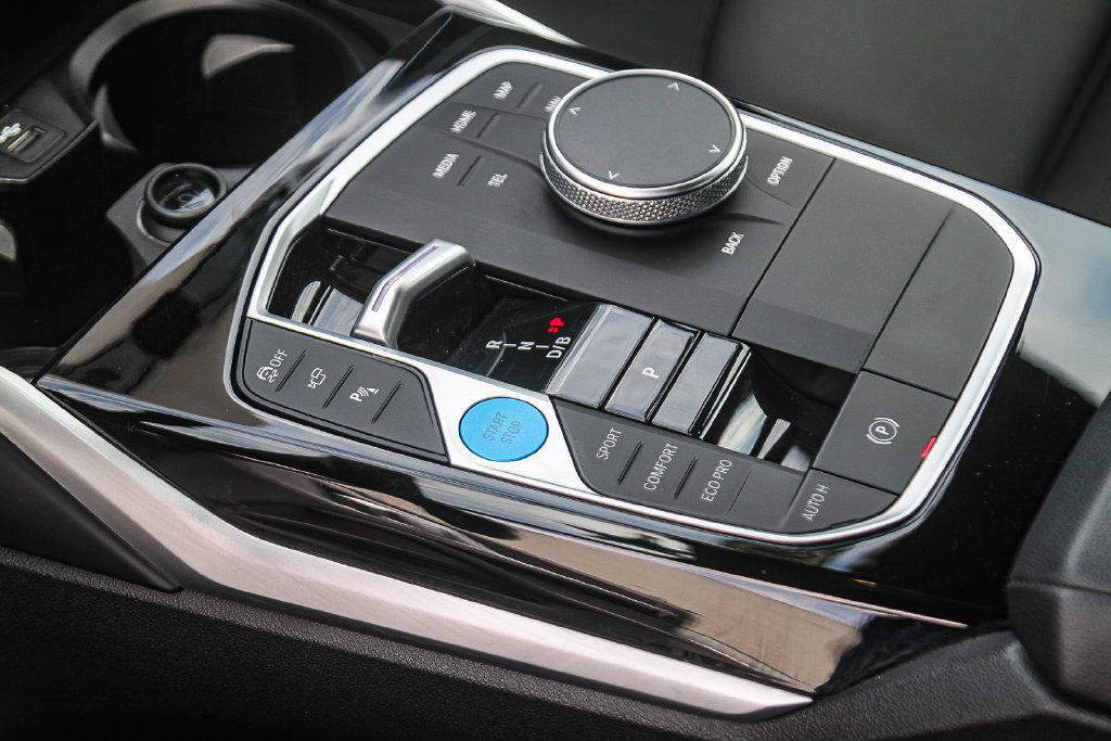 Certified 2023 BMW i4 eDrive35 w/ Premium Package RWD image 15