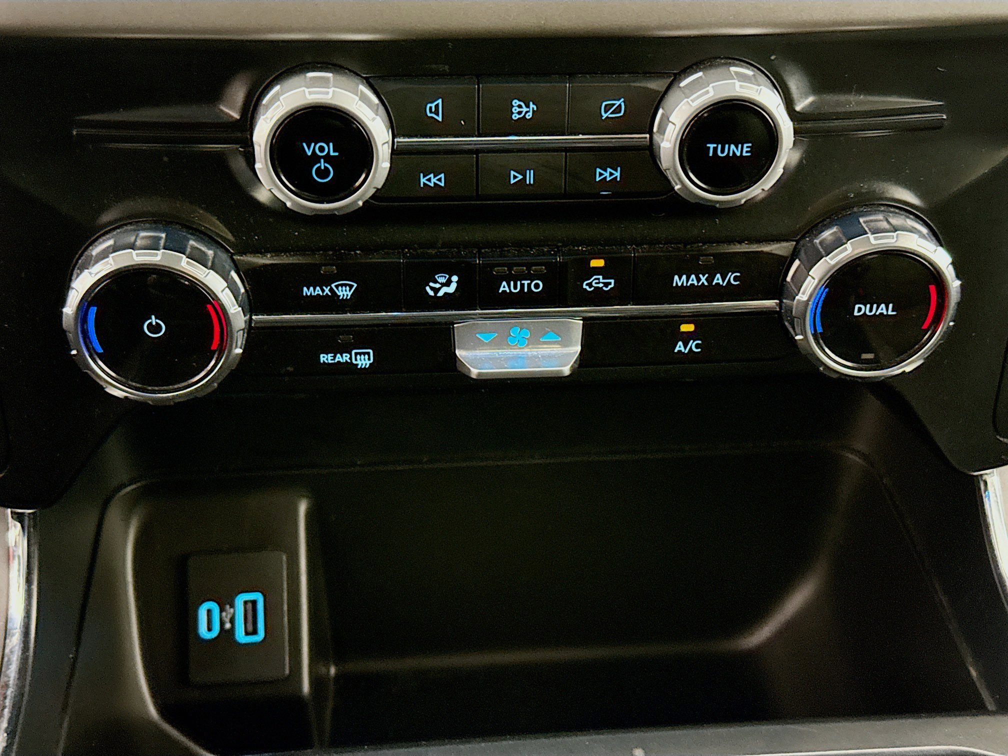 Used 2024 Ford F150 XLT w/ Mobile Office Package AWD/4WD image 17