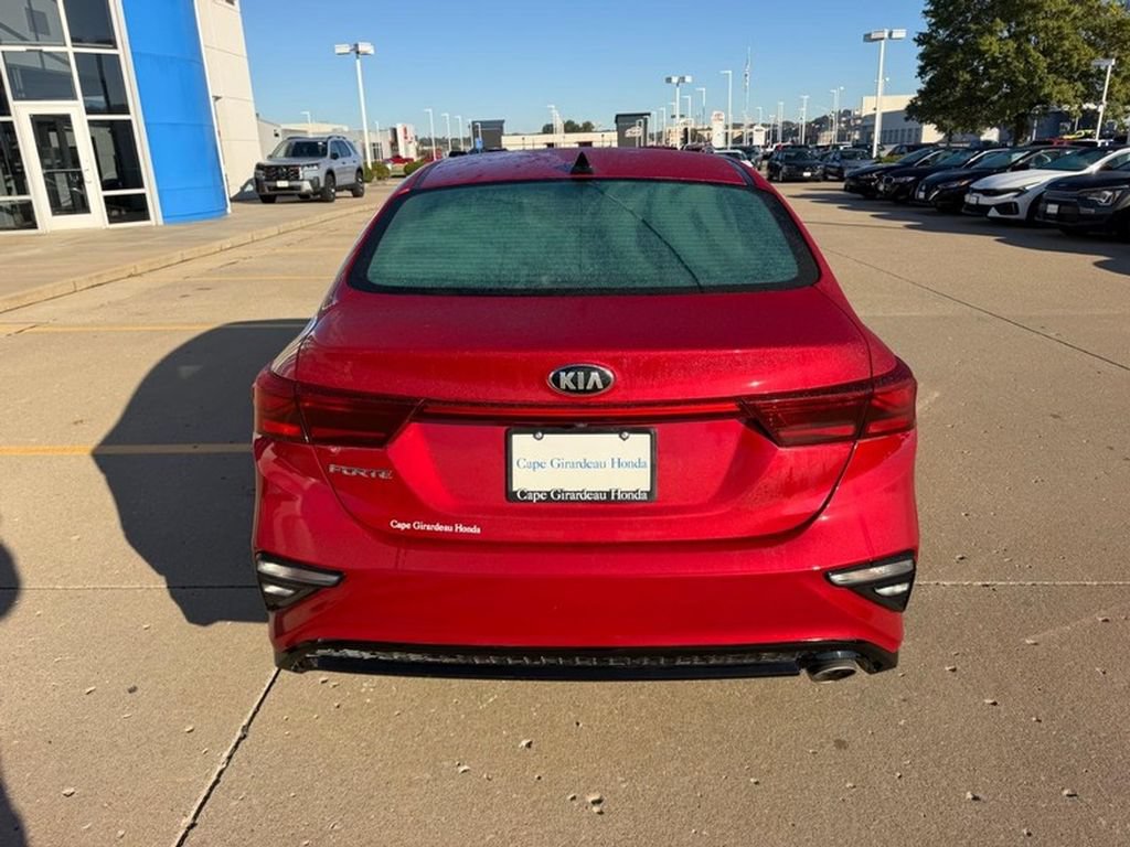Used 2019 Kia Forte LXS FWD image 3