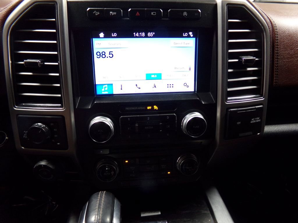 Used 2018 Ford F150 Platinum w/ Equipment Group 701A Luxury image 19