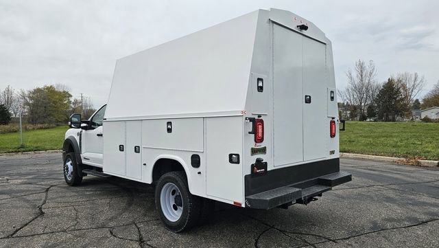 New 2025 Ford F550 4x4 Regular Cab Super Duty image 5