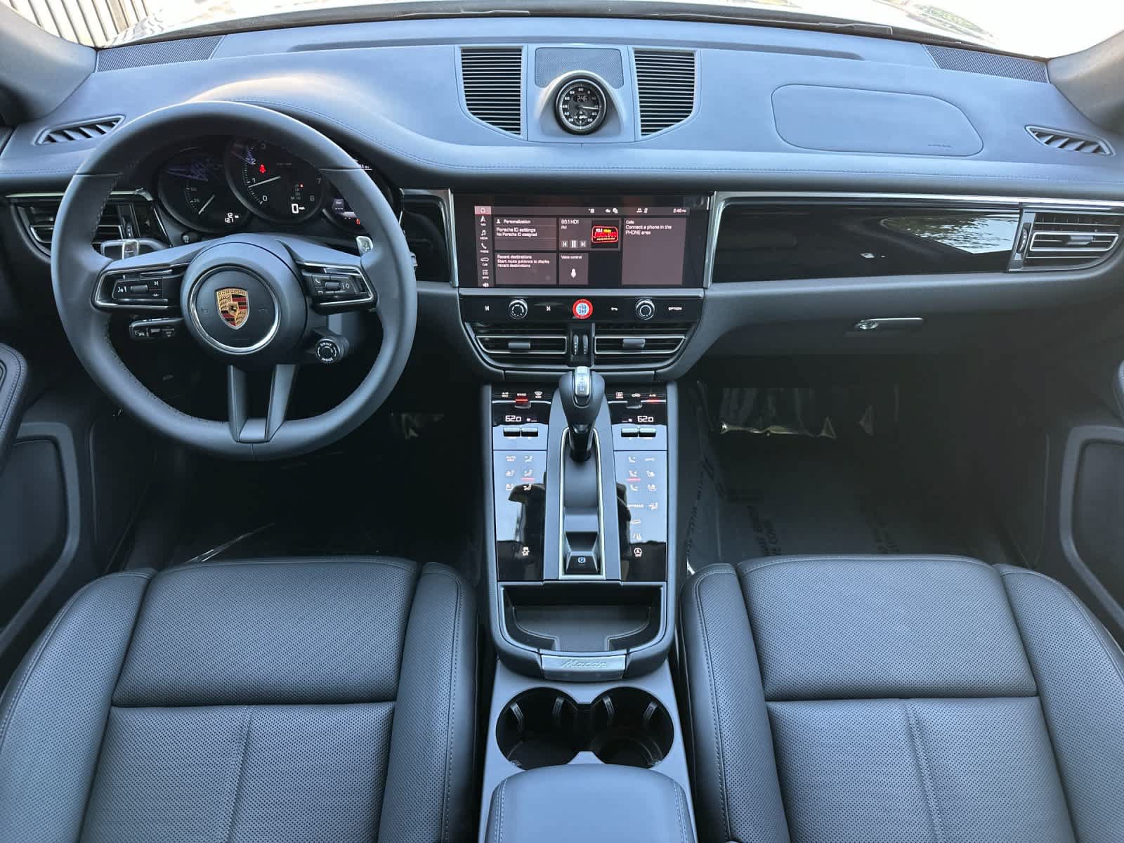 New 2026 Porsche Macan AWD/4WD image 6
