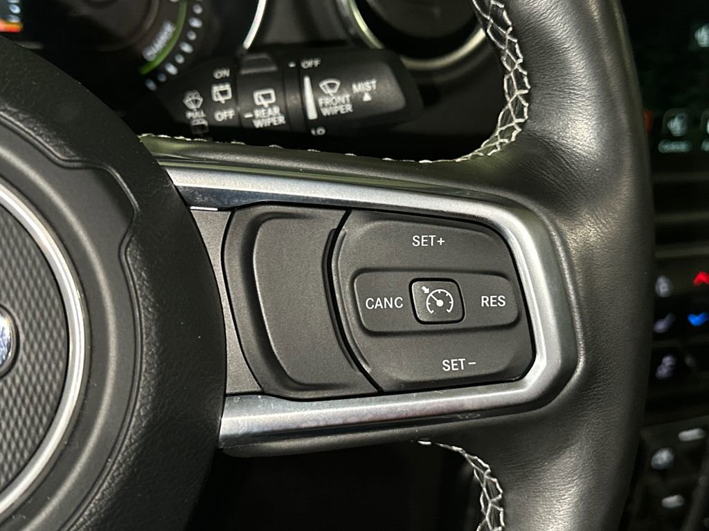 Used 2022 Jeep Wrangler Unlimited Sahara w/ Cold Weather Group AWD/4WD image 21