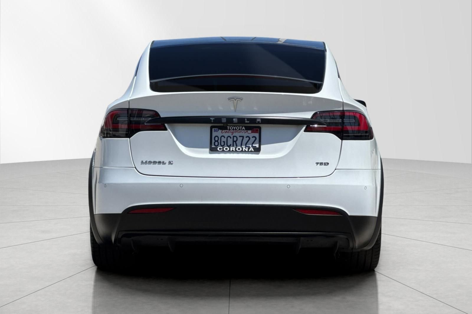 Used 2018 Tesla Model X 75D AWD/4WD image 4