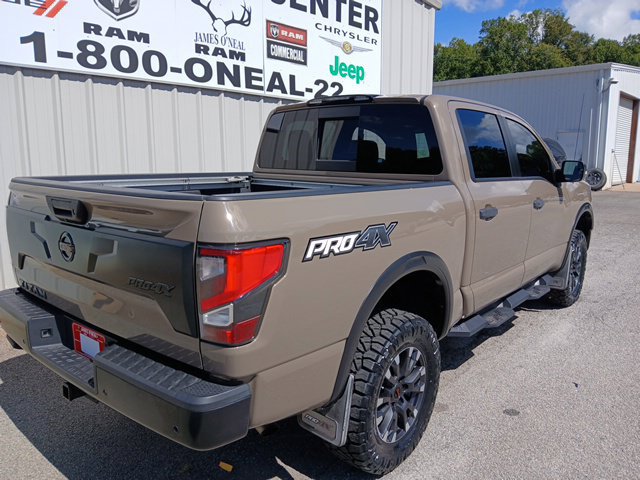 Used 2021 Nissan Titan PRO-4X w/ Pro-4x Convenience Package AWD/4WD image 3