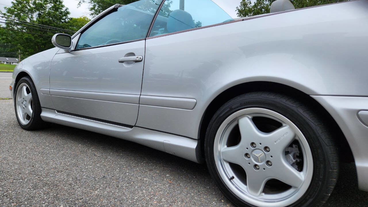 Used 2001 Mercedes-Benz CLK 430 Cabriolet image 18