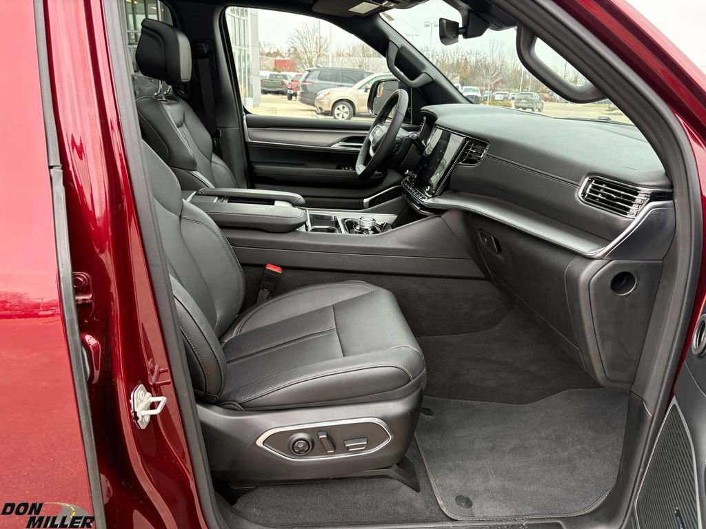 Used 2024 Jeep Wagoneer Series II w/ Convenience Group I image 28