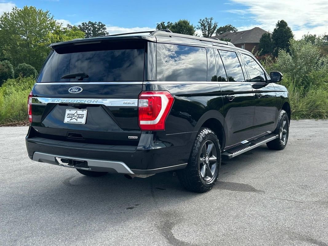 Used 2020 Ford Expedition Max XLT w/ Equipment Group 202A image 3