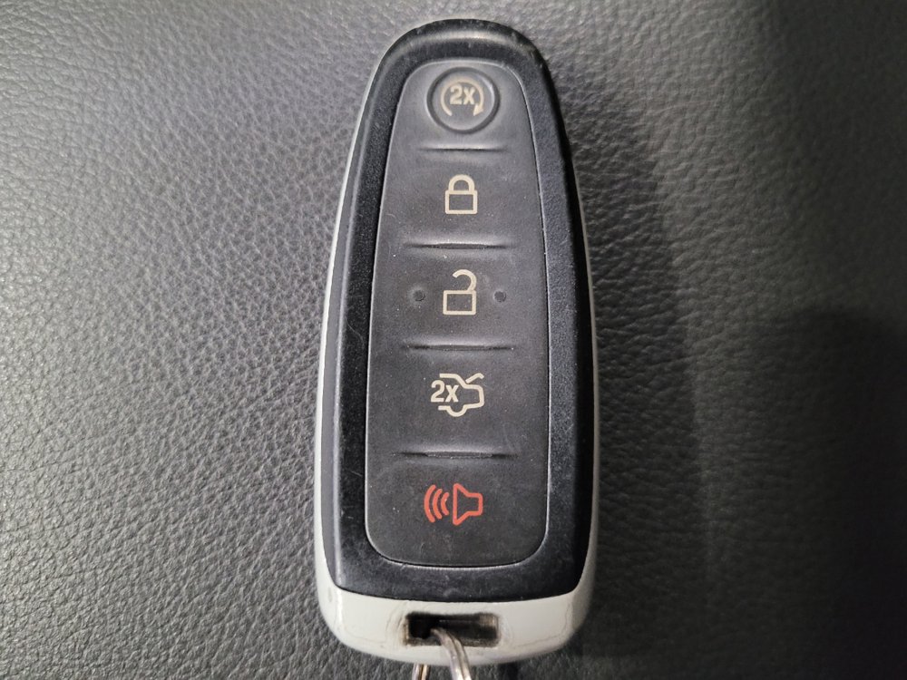Used 2016 Ford Escape Titanium AWD/4WD image 32