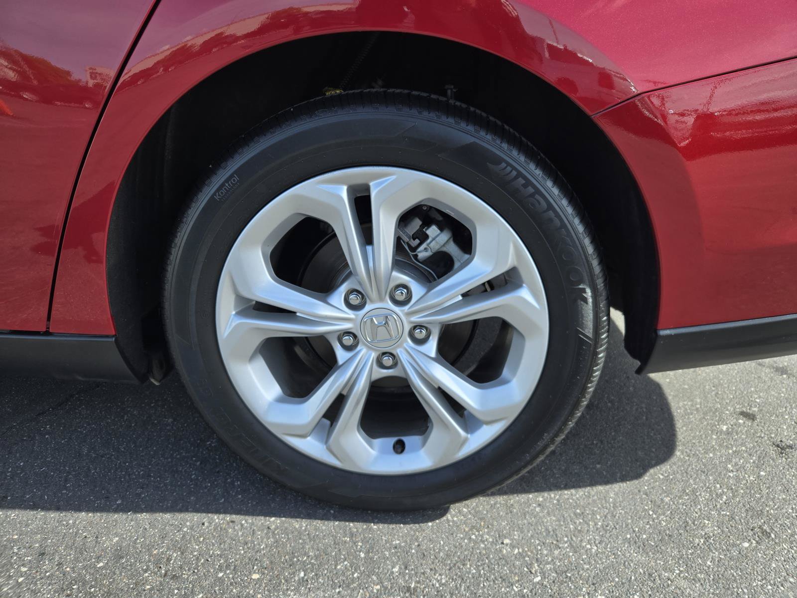 Used 2024 Honda Accord LX image 32
