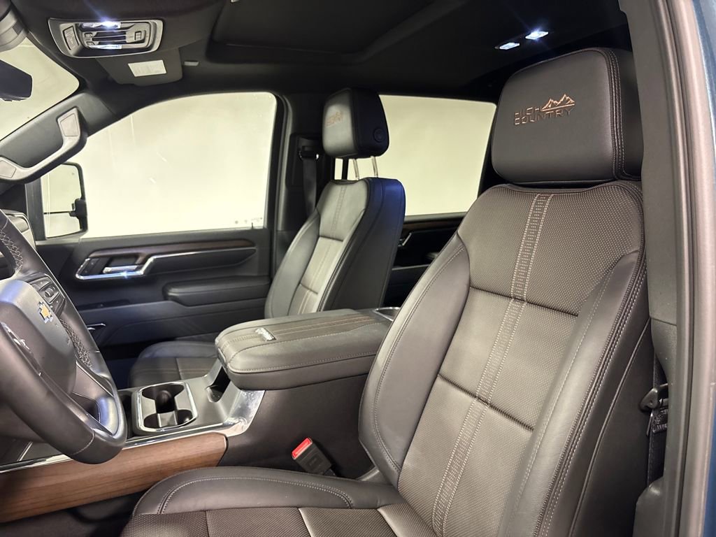 Used 2024 Chevrolet Silverado 2500 High Country w/ High Country Premium Package image 20