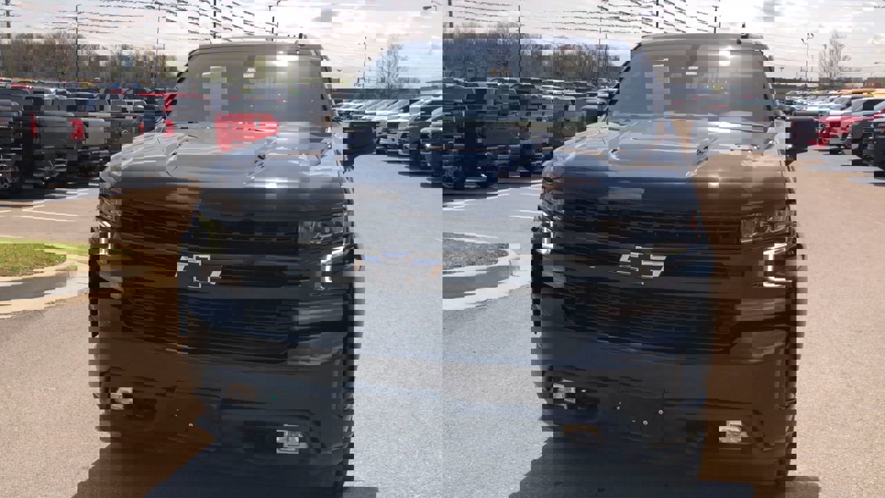 Used 2021 Chevrolet Silverado 1500 RST w/ Bed Protection Package image 2