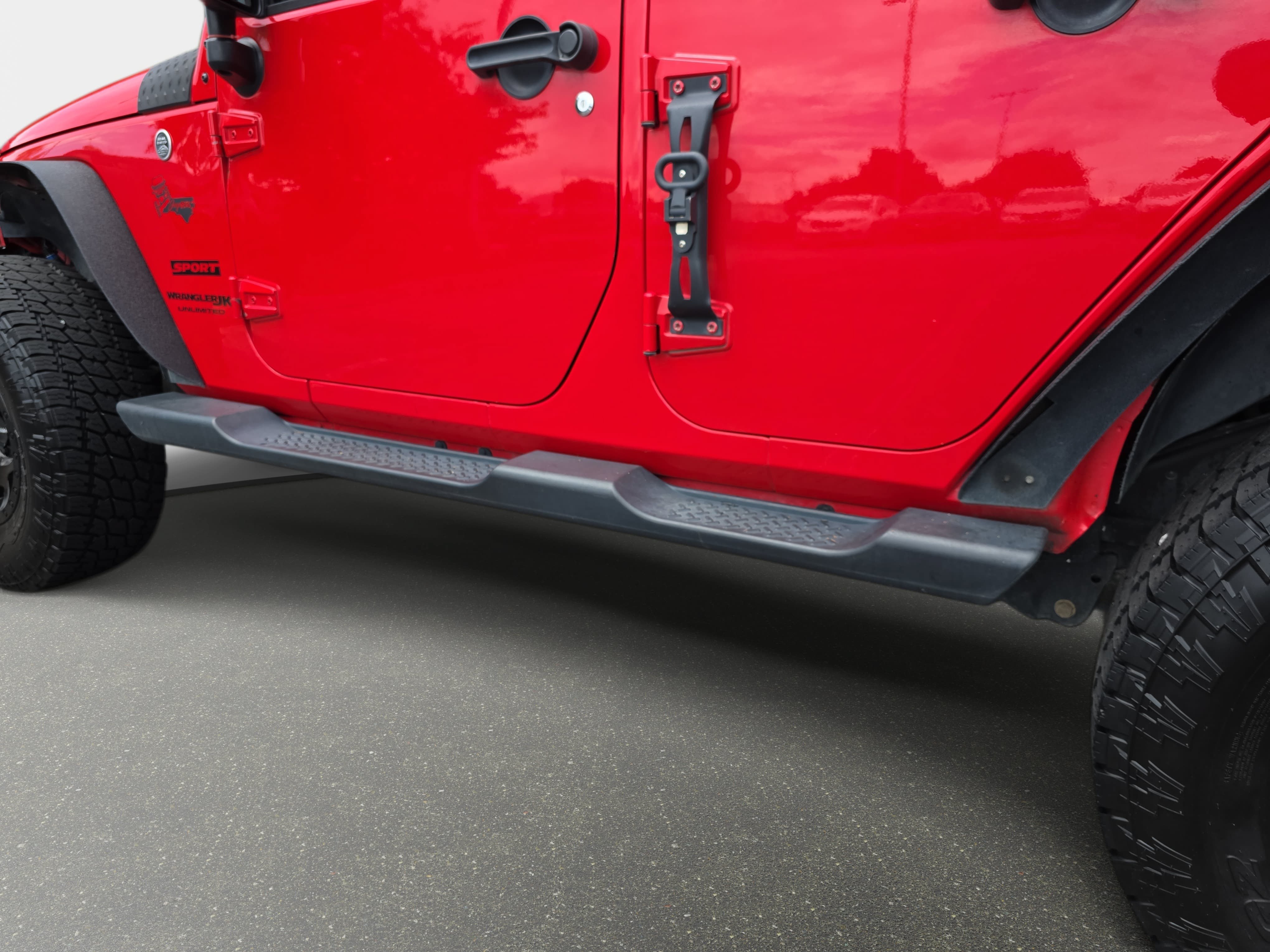 Used 2018 Jeep Wrangler Unlimited Sport S AWD/4WD image 27