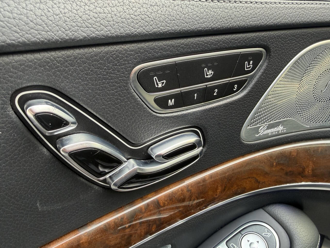 Used 2014 Mercedes-Benz S 550 Sedan image 20
