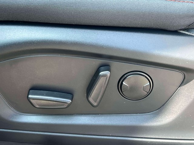 Used 2026 Ford Explorer Active AWD/4WD image 24