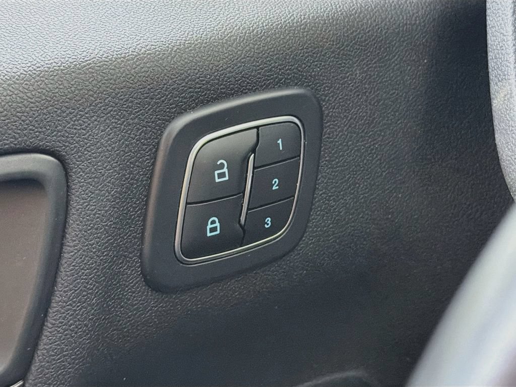 Used 2023 Ford Escape Active w/ Tech Pack #2 FWD image 30