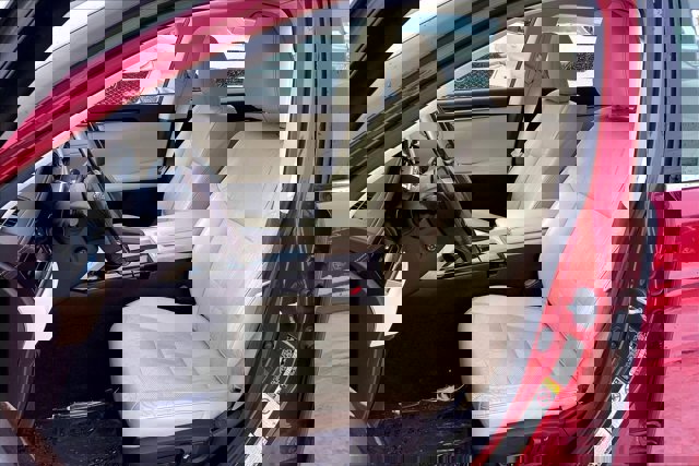 Used 2016 Lexus ES 350 w/ Luxury Package w/Wood Trim image 24