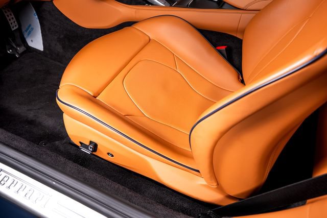 Certified 2022 Ferrari Portofino M RWD image 25