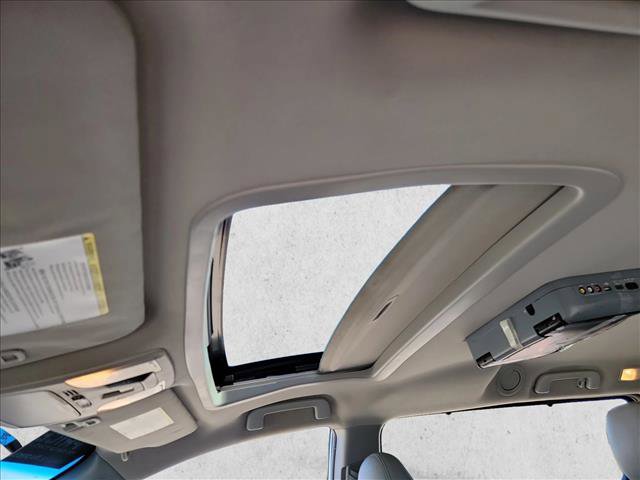 Used 2015 Toyota Sienna XLE image 18