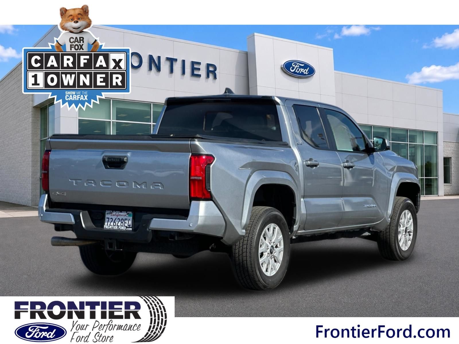 Used 2025 Toyota Tacoma SR5 w/ SR5 Upgrade Package AWD/4WD image 5