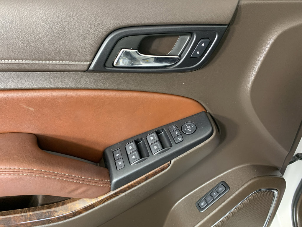 Used 2017 Chevrolet Suburban Premier image 15