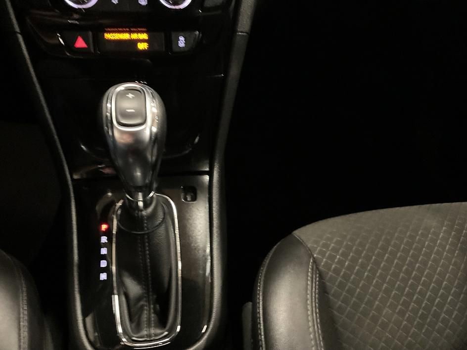 Used 2019 Buick Encore Preferred image 5