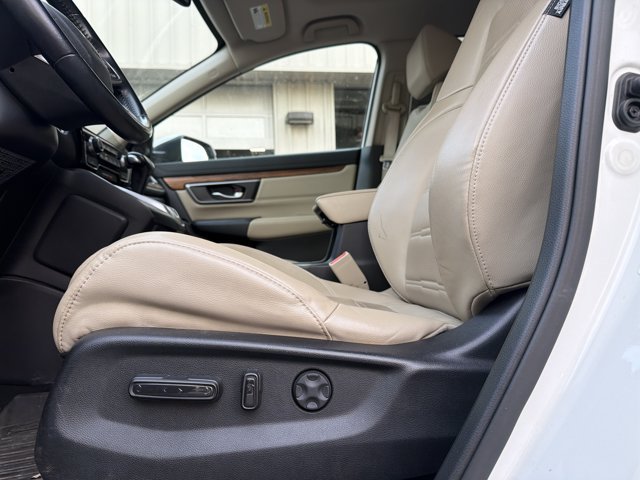 Used 2018 Honda CR-V Touring image 12