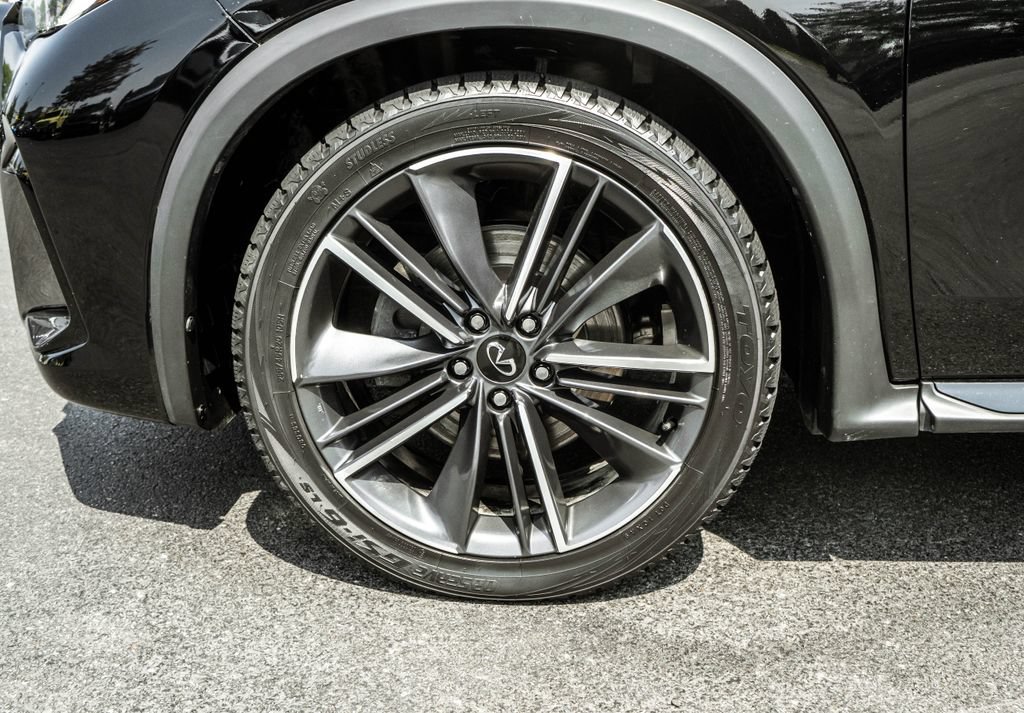Used 2023 INFINITI QX50 Sport AWD/4WD image 29