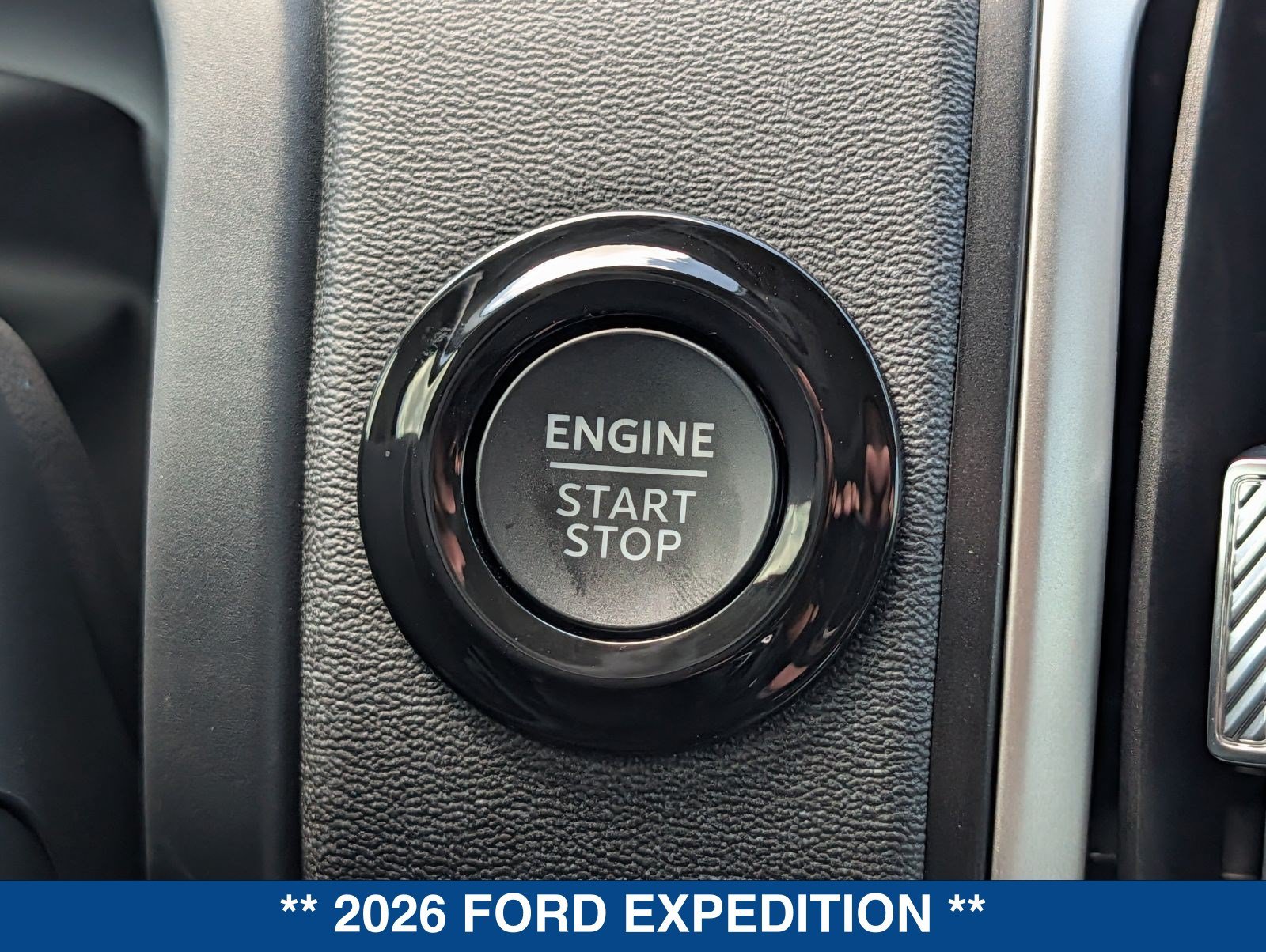 New 2026 Ford Expedition Active RWD image 37
