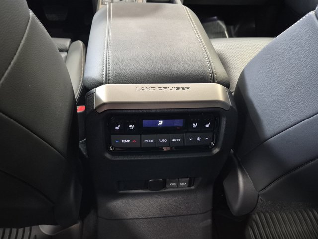 New 2027 Toyota Land Cruiser w/ Premium Package AWD/4WD image 15