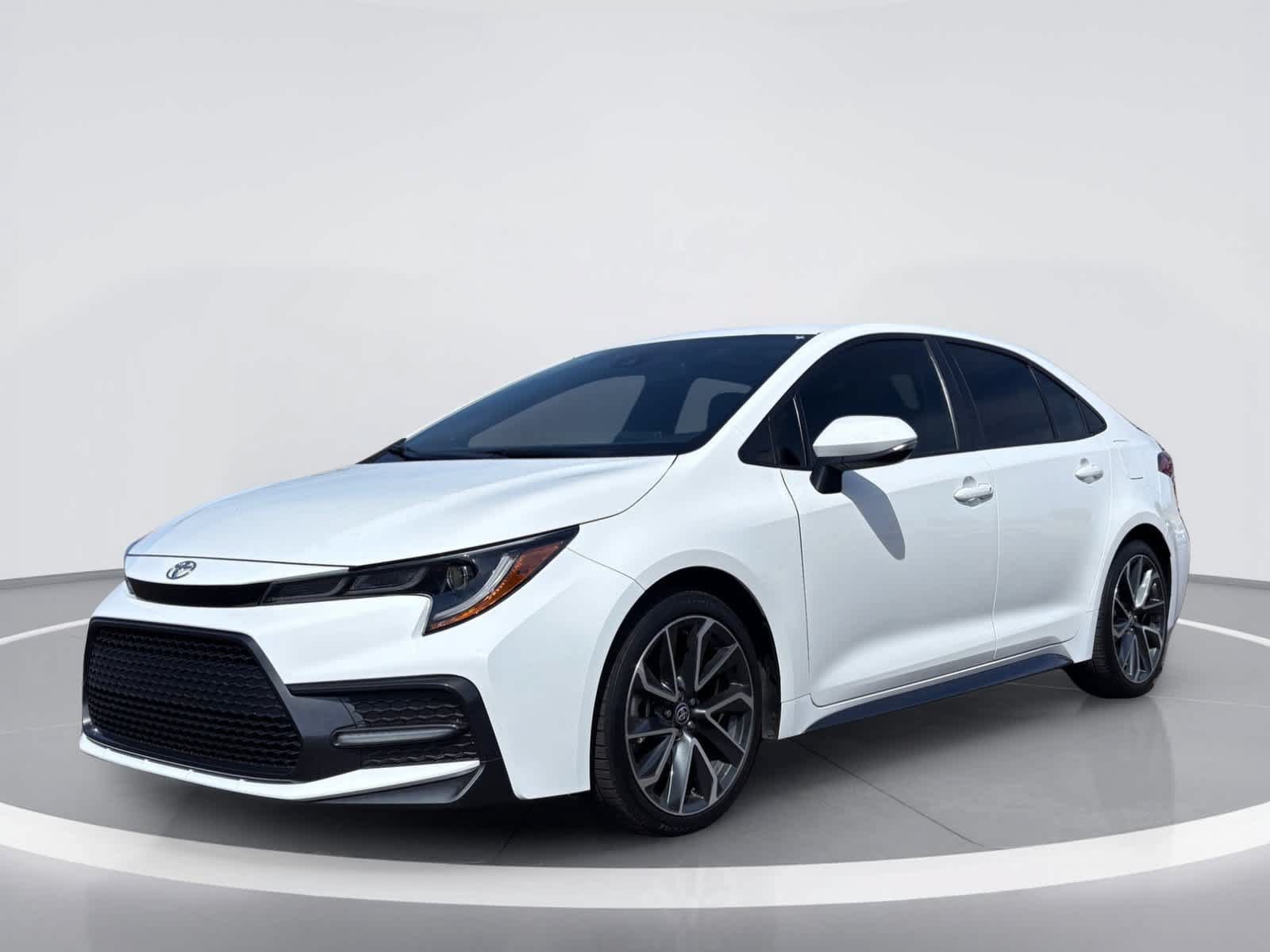 Used 2021 Toyota Corolla XSE w/ Carpet Mat Package (TMS) FWD image 2