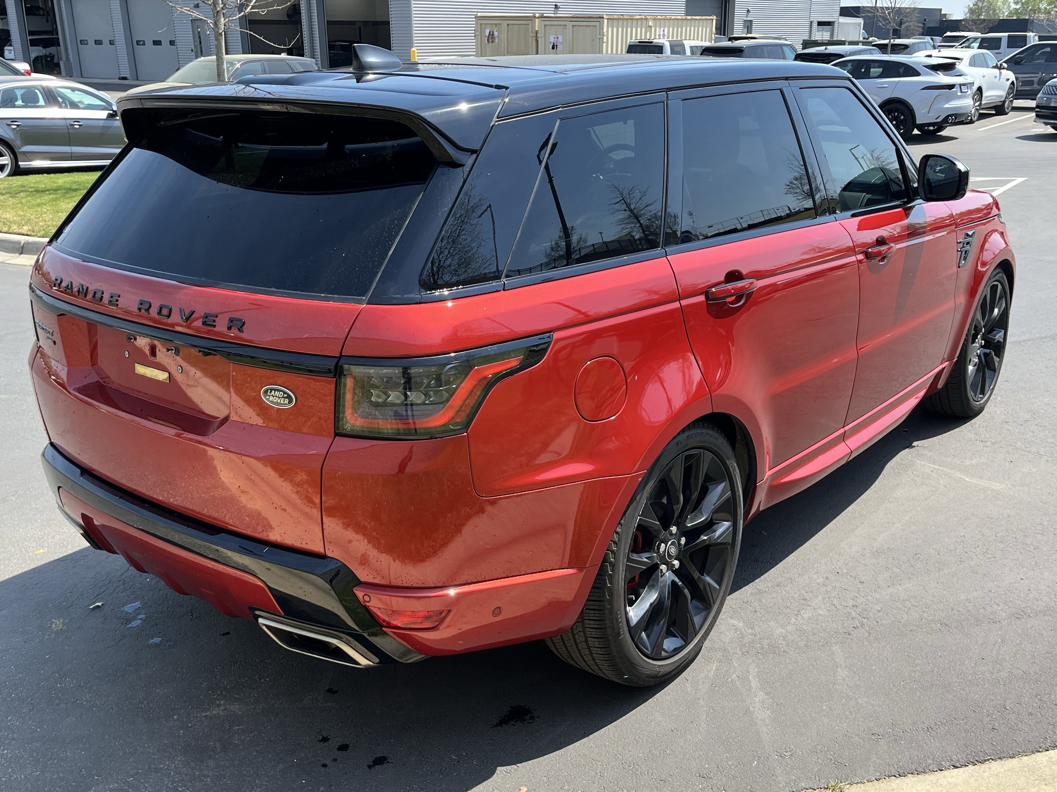 Used 2022 Land Rover Range Rover Sport HST image 7