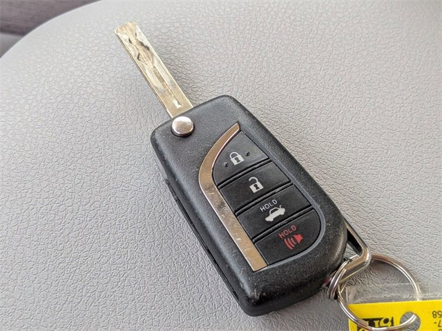 Used 2023 Toyota Camry LE image 28